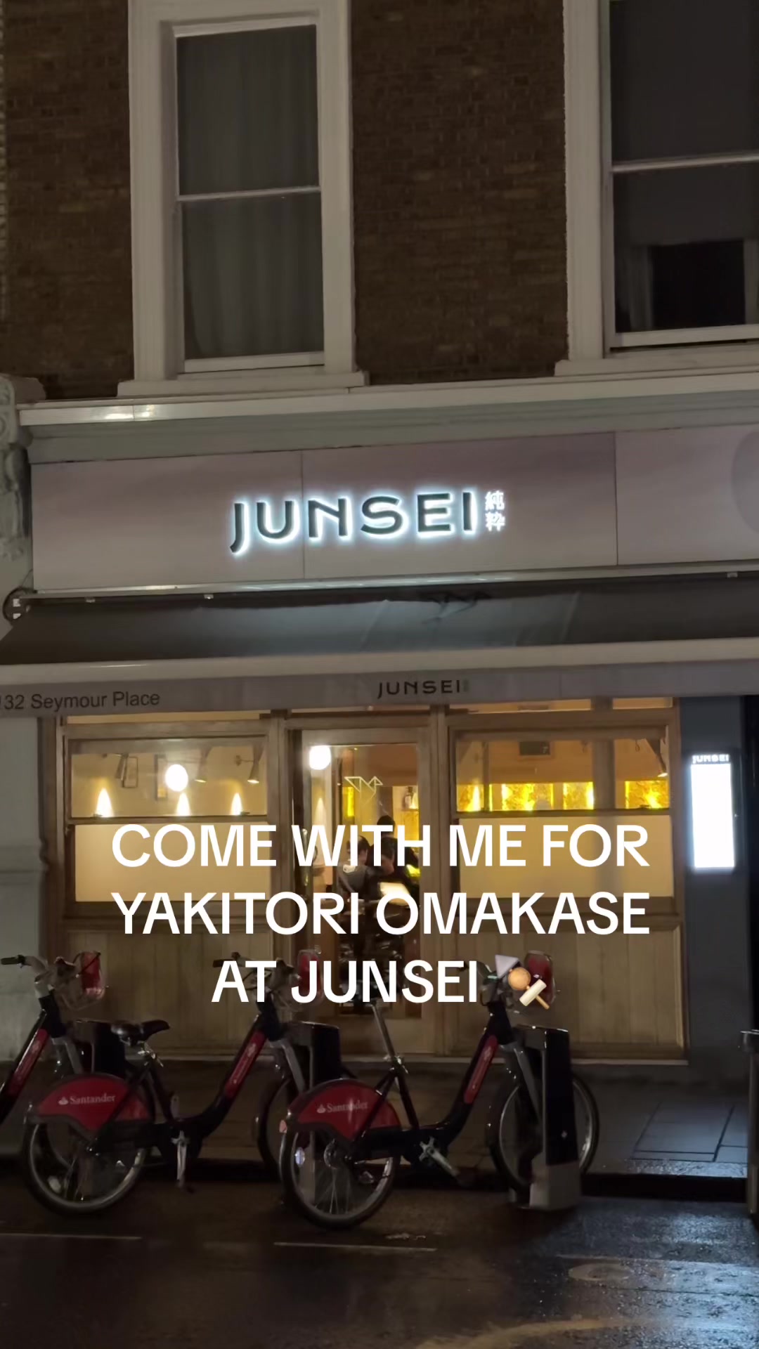 Dinner and a show at a Japanese vinyl bar — video still by Beks in the City